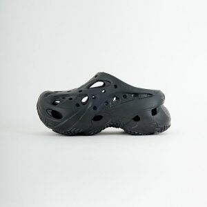 �y���������z Crocs �N���b�N�X �P�[�W�h �N���b�O 211141 ���f�B�[�X �C �T���_�� 2026SS 20.0-21.0cm �u���b�N/�z���C�g
