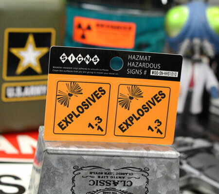 楽天市場 ステッカー アメリカン おしゃれ かっこいい インテリア 危険 ハザード 警告 注意 サイン 表示 案内 Hazmat Hazardous Signs 2pセット 爆発物 Explosives メール便ok Sc Hhs1010 Ahd U S Junkyard