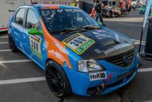 Xp[N 1/43 Dacia Logan No.300 Ollis Garage Racing 24H Nurburgring 2025ySG1017z ~jJ[