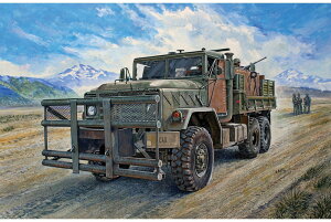 イタレリ 1/35 アメリカ軍 5t トラック M923 ヒルビリー ガントラック【IT6513】 プラモデル