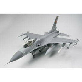 タミヤ 1/32 ロッキードマーチン F-16CJ ブロック50 ファイティングファルコン 【60315】 プラモデル