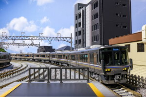 mS͌^nJg[ (NQ[W) 10-1899 223n2000ԑ V 8Zbg