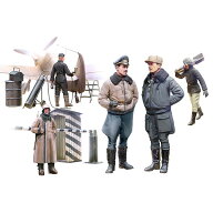 ICM 【再生産】1/48 ドイツ空軍　パイロット＆グランドクルーセット（冬季ユニフォーム）【48086】 プラ…