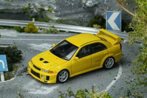 ���[�^�[�փ��b�N�X 1/64 �O�H Lancer EVOLUTION V GSR Dandelion Yellow�yM64102�z �~�j�J�[