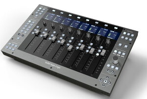 \bhXe[gWbN DAWRg[[ UF8 Solid State Logic