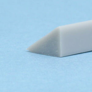 ウェーブ プラ=材料 三角棒2 4.0mm 4本入【OM364】