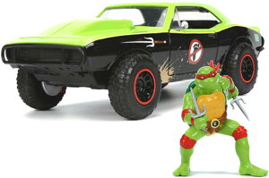 Jada Toys 1/24 1967 シェビー カマロ ブラック/グリーン ラファエロフィギュア付(ニンジャ・タートルズ)【JADA33386】 ミニカー