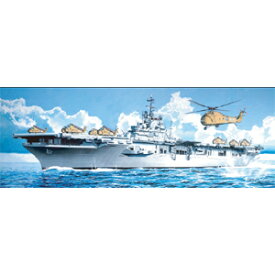 サイバーホビー 【再生産】1/700 アメリカ海軍強襲揚陸艦 ボクサー LPH-4【CH7070】 プラモデル