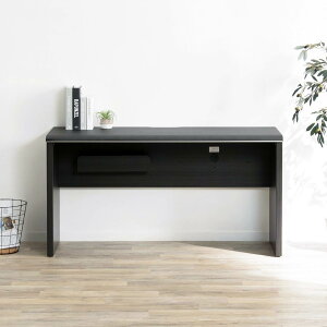 パソコンデスク PCデスク 幅 140 cm デスク 書斎机 コンセント付き 奥行き 50 塩ビ 黒 ブラック 学習机 コンパクト おしゃれ シンプル 机 つくえ 新生活 北欧 リビング 140センチ幅