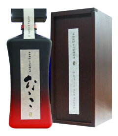 鹿児島 濱田酒造 なゝこ(ななこ)芋焼酎(薩摩焼酎) 37度 720ml【オリジナル木箱入】*ボトルの色は毎年変わります。画像はイメージです。