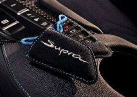 GRスープラ用 トヨタ純正本革キーグローブ「Supra」ロゴ刺繍入り2個セット 5代目GRスープラ（A90型/DB型）