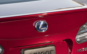 �y10�nLEXUS HS250h�z���A�Z���^�[�uL�v�}�[�N �G���u���� �C�O�d�l�������i