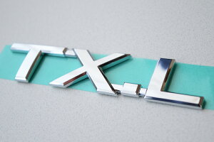 【150系(J15#W型)トヨタ ランドクルーザープラド】リア右「TX-L」文字 エンブレム 海外仕様純正部品
