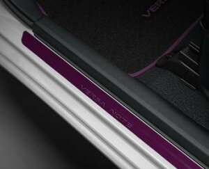 yE12nY m[gzuVERSA NOTEvS LbLOv[g OȗpEZbg COdlANZT[