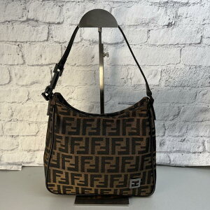 FENDI �t�F���f�B �Y�b�J �}���} �L�����o�X �n���h�o�b�O �u���E�� A-11713