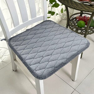 ダイニングチェアクッション シートクッション 低反発クッション 座面クッション ひも付き 洗える 滑り止め付き 厚手 無地 ダイニングチェアクッション 体圧分散 無地 通気性 50*47cm 食卓椅