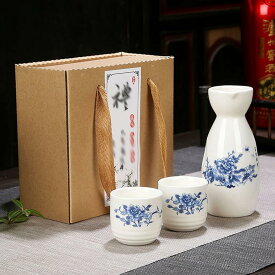 酒器 セット 3点セット 徳利1個 ぐい呑み2個セット 花柄 竹柄 ねこ おちょこ とっくり 手作り お洒落 セラミック 温酒用 ギフトボックス付き 日本酒 宴会 結婚祝い 引っ越し祝 居酒屋 贈り物