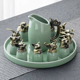 酒器 セット 十二支 セラミック 徳利 とっくり お猪口 ぐい呑み おちょこ かわいい 動物 ギフトボックス付き 手付き徳利 ボトル 酒盃 上品 お洒落 おしゃれ 日本酒用 宴会 晩酌 プレゼント ギ