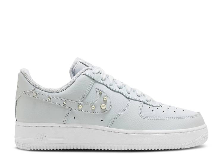 NIKE WMNS AIR FORCE 1 07 SE ´PEARL SWOOSH - PURE PLATINUM´ / PURE
