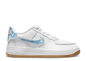 【 NIKE AIR FORCE 1 GS 'WHITE BLEACHED CORAL CLOUDS' / WHITE BLEACHED CORAL ERASER 】 白色 ホワイト エアフォース ジュニア キッズ ベビー マタニティ スニーカー ナイキ
