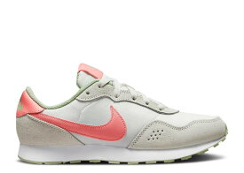 【 NIKE MD VALIANT GS 'WHITE PINK GAZE' / SUMMIT WHITE HONEYDEW PINK GAZE 】 ピンク 白色 ホワイト ジュニア キッズ ベビー マタニティ スニーカー ナイキ