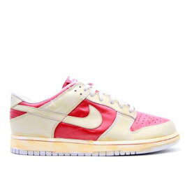 【 NIKE DUNK LOW VNTG / VARSITY RED NEUTRAL GREY 】 ダンク 赤 レッド 灰色 グレー ダンクロー スニーカー メンズ ナイキ