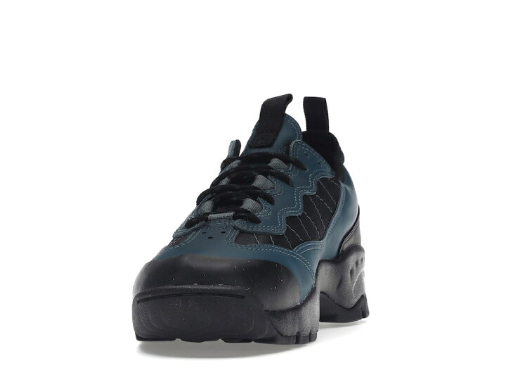 Nike ACG Air Mada “Ash Green Black\