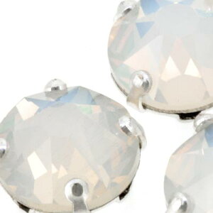 �ܕt�� �~�`�N���X�^�� White Opal