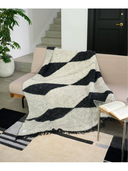 《予約》MOHAIR SYTLE BLANKET LOZ モヘア ブランケット JOURNAL STANDARD FURNITURE ジャーナルスタンダードファニチャー インテリア・生活雑貨 ブランケット・ひざ掛け ブルー ブラック【先行予約】*【送料無料】[Rakuten Fashion]【先行予約販売中】
