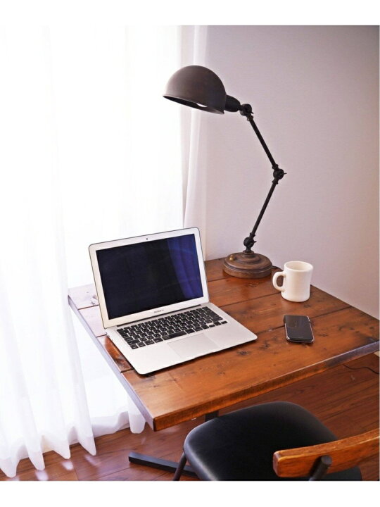 BRIGHTON DESK LAMP