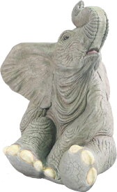 置物動物インテリアウ小象のたわむれ / Sitting Baby Elephant　fr080158　