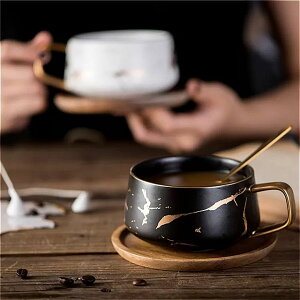 デラックス 大理石 磁器 コーヒー カップ ゴールド エッジ 大理石 コーヒー カップ カプチーノ 木製 ソース コーヒー カップ