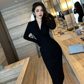 バストツイスト タイトワンピース 全2色 Vネック パーティードレス タイト ワンピース 無地 黒 長袖 ミディアム丈 膝下丈 きれいめ 細見え 華やかおしゃれ 上品 エレガント 結婚式 リゾート セクシー 胸元 秋冬 レディース【jy8300492】