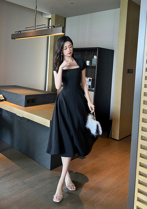 【結婚式・パーティードレス】袖フリルAラインワンピースドレス＜大きいサイズ有＞ Petit Maison 黒Aラインドレス