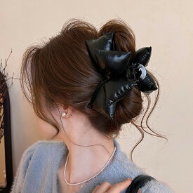 バンスクリップ 中綿 ヘアクリップ 大きいリボン ボリューム大きめ 普段使い 黒 りぼん ヘアアクセサリー 髪留め パーティー 可愛い かわいい チャーミング ガーリー アップスタイル ヘアアレンジ レディース プレゼント 誕生日 大人っぽい