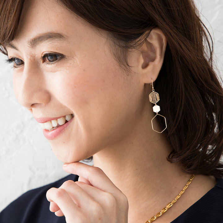 楽天市場】幾何学模様モチーフピアス フックピアス K18 18金 ゴールド  