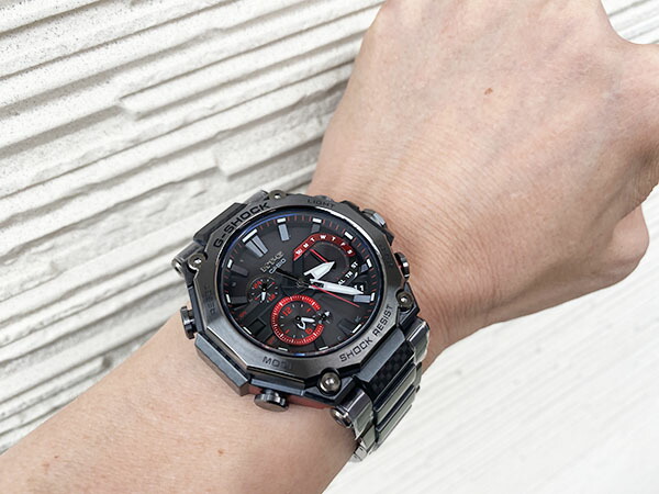 カシオ CASIO 腕時計 G-SHOCK ジーショック MT-G Bluetooth 搭載 電波ソーラー MTG-B2000YBD-1AJF  メンズ腕時計 ギフト 人気 ラッピング無料 愛の証 感謝の気持ち g-shock 手書きのメッセージカードお付けします あす楽対応  クリスマスプレゼント : 時計の