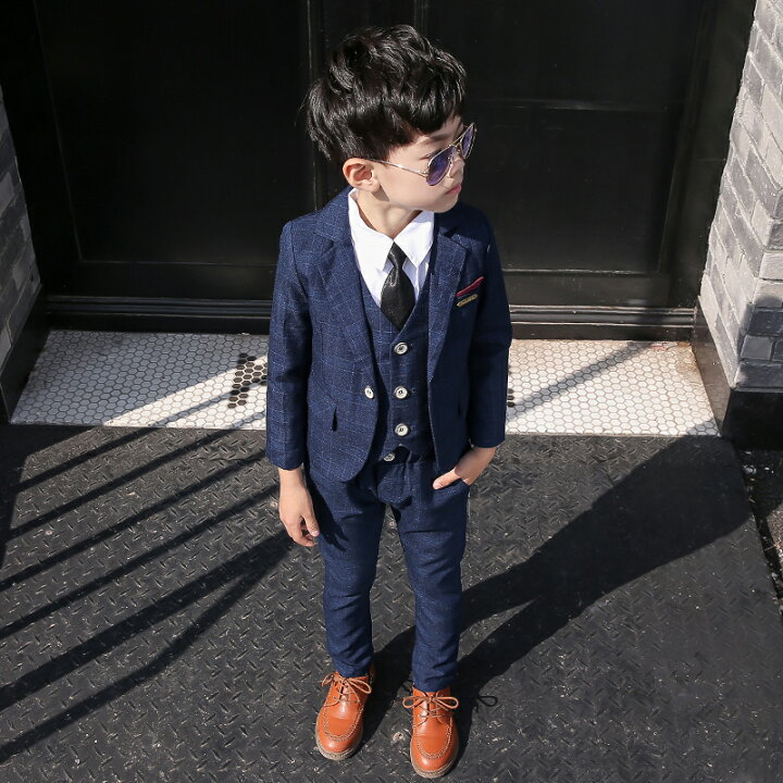 楽天市場 7点セット 子供スーツ 子供服 フォーマル スーツ 男の子 上下セット ジャケット ワイシャツ パンツ ベスト ネクタイ 蝶ネクタイ アクセサリ付き 長袖 人気 子供スーツ 男の子 男の子スーツ 子供 キッズ 入園式 入学式 卒業式 七五三 初節句 お宮参り ジュビア