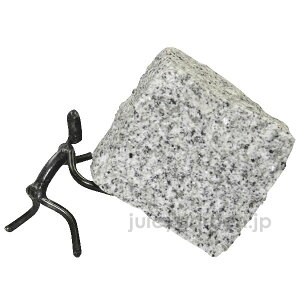 【オブジェ】【オーナメント】【置物】【ピンコロマン】ピンコロ石を転がすアイアンキャラが素朴でキュート!【RCP】