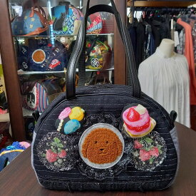 新シリーズ【Seori Bag 】ブリトニーのマカロンと苺ケーキ、セオリバッグタオマーク付き　セオリN003