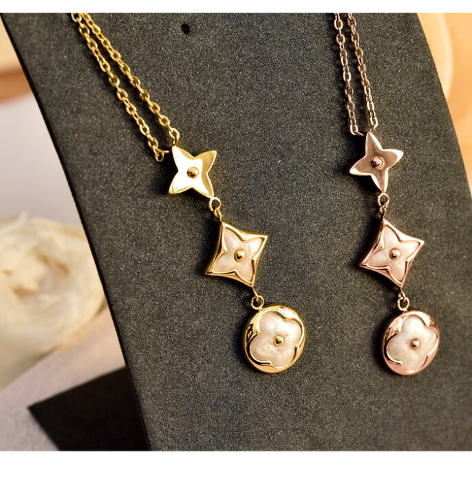 楽天市場】ネックレス 3連クローバー エナメル Yライン ステンレス製  