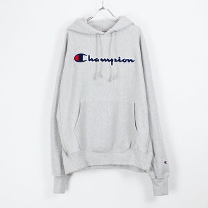 �ySALE�z�y�����Y�V�i�zCHAMPION x UO (�`�����s�I��) x (�A�[�o���A�E�g�t�B�b�^�[�Y) REVERSE WEAVE CHENILLE EMBROIDERED LOGO SWEAT HOODIE ���[�o�[�X�E�B�[�u �V���j�[���h�J ���S �X�E�F�b�g �t�[�f�B�[ ��
