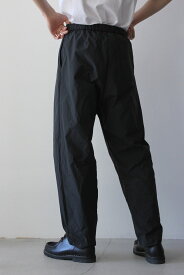 【メンズ新品】CASEY CASEY（ケイシーケイシー） BASIC PANTS SWING / BLACK ナイロンリラックスパンツ[NEW]