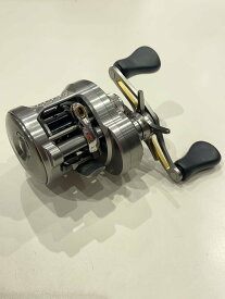【中古】SHIMANO◆23 カルカッタコンクエストBFS HG LEFT 045690//【スポーツ】