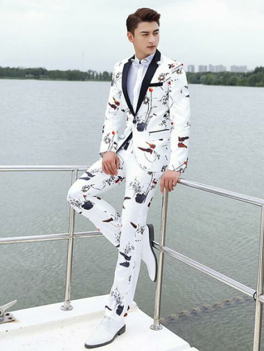 楽天市場 メンズスーツ二点セット 白地に花柄プリント 鮮やか派手なタキシード 一つボタンおしゃれ花柄スーツセット 結婚式パーティー発表会フォマールウエア 舞台コスプレスーツ 日常上質スーツ ステージダンス衣装 送料無料 純の洋服屋さん