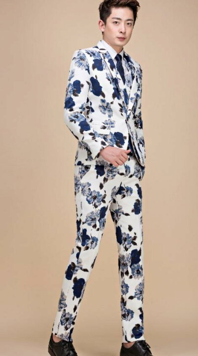 楽天市場 人気花柄メンズスーツセット 上下2点セットアップ 白地に紺色な花柄 派手なカジュアルスーツ 男性用舞台服 司会者コスプレスーツ ステージ撮影衣装 結婚式パーティーイベントタキシード フォマールウエア 送料無料 純の洋服屋さん