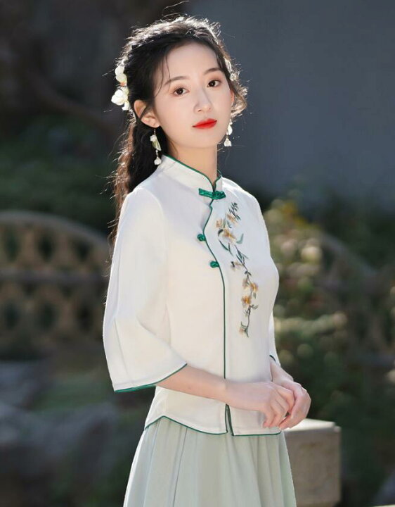 楽天市場】中華服 綿麻 ブラウス ナチュラル リネンシャツ 可愛い 花 