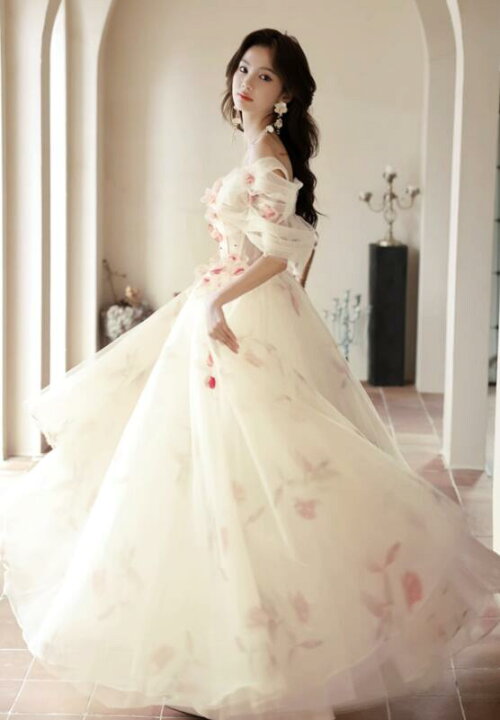 楽天市場】パーティードレス ロング丈 マキシ丈 カラードレス ふわふわ  