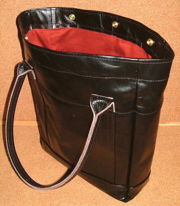 楽天市場】【STANDARD MOTORCYCLE LEATHERS スタンダードレザー】 高級 オールレザー製 肉厚 カウハイド ライダース 中型 トートバッグ 「Mサイズ」 (BLACK/ブラック) 牛革 茶芯黒 バイカー ホットロッド 高橋 made in 奥多摩 本革 レザーバッグ 鞄 バイカーズ 黒 ...