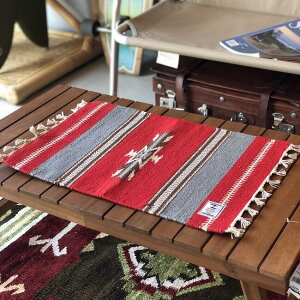 『キャンプ シーンをおしゃれに演出する』 ランチョンマット おしゃれ オルテガデザイン キャンプ アウトドア オルテガ ネイティブ柄 ランチマット テーブルクロス テーブルマット カフェ